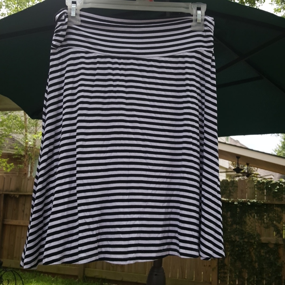 Cute black and white striped midi skirt